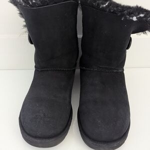 UGG Black Winter Boots with Shearling Lining